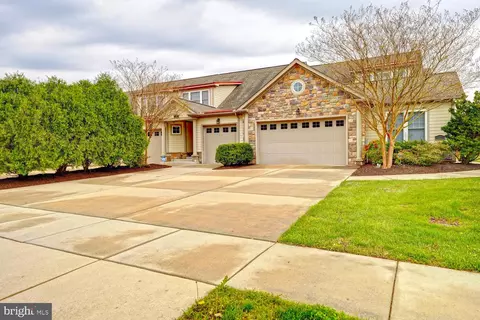 39 Maple Dale Rd, Dover, DE 19904