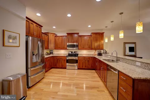Kitchen - 39 Maple Dale Rd, Dover, DE 19904 photo 2 of 7