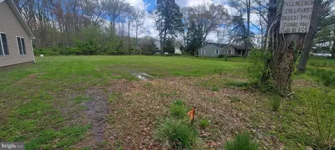 504 Acorn Ln, Dover, DE 19901