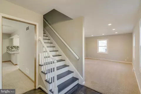Entry Way - 20 Drew Ct, Dover, DE 19901 photo 1 of 1