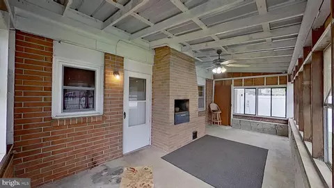 Exterior - 1179 Oak Dr, Dover, DE 19904 photo 9 of 22