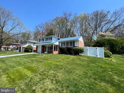 Exterior - 1179 Oak Dr, Dover, DE 19904 photo 3 of 22