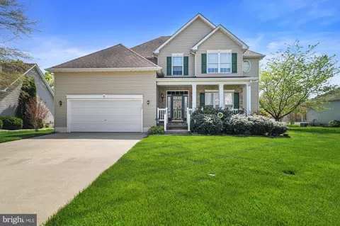 212 Saxondale Ln, Dover, DE 19904