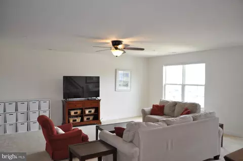 Living - 4 Representative Ln, Dover, DE 19904 photo 3 of 3