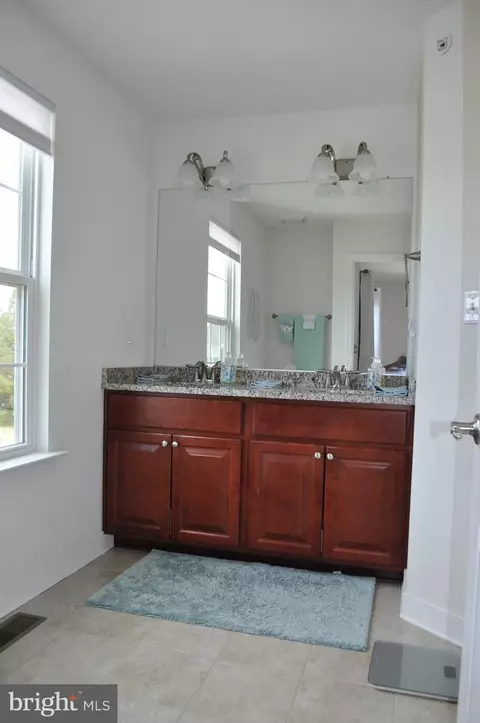 Bath - 4 Representative Ln, Dover, DE 19904 photo 1 of 3