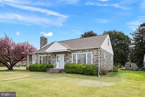 303 Broad St, Houston, DE 19954
