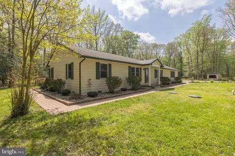 1860 Layton Corners Rd, Harrington, DE 19952