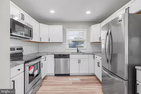 Kitchen - 273 David Hall Rd, Dover, DE 19904 photo 1 of 4