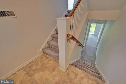 Entry Way - 183 E Sheldrake Cir, Dover, DE 19901 photo 3 of 10