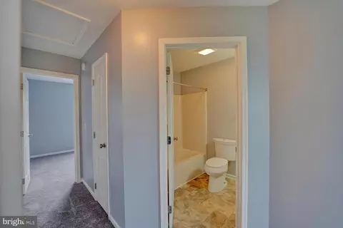 Entry Way - 183 E Sheldrake Cir, Dover, DE 19901 photo 8 of 10