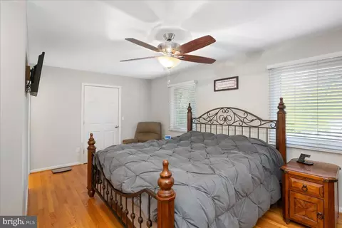 Bedroom - 44 Meadow Glen Dr, Dover, DE 19901 photo 1 of 6