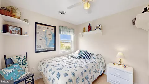 Bedroom - 57 S Sandpiper Dr, Dover, DE 19901 photo 1 of 10