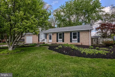 29 Devonshire Ct, Dover, DE 19901
