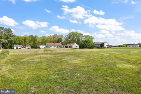 Exterior - 3494 Leipsic Rd, Dover, DE 19901 photo 4 of 10