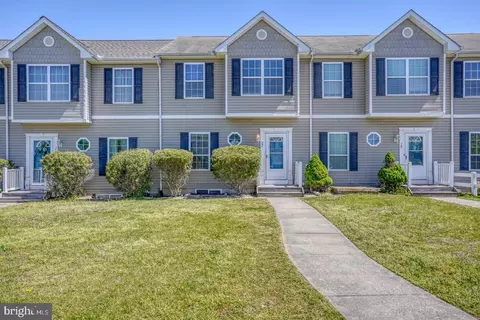 22 Bay Hill Ln, Magnolia, DE 19962