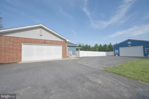 3510 W Denneys Rd, Dover, DE 19904 photo 6