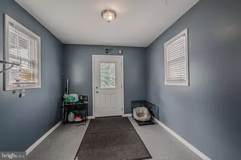 Entry Way - 3629 Forrest Ave, Dover, DE 19904 photo 6 of 6
