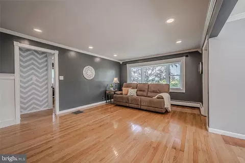 Living - 3629 Forrest Ave, Dover, DE 19904 photo 4 of 4
