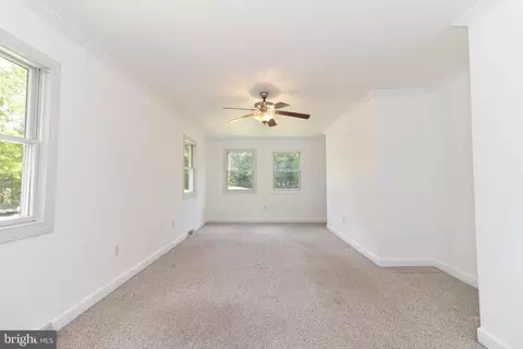 Living - 1273 E Denneys Rd, Dover, DE 19901 photo 4 of 5