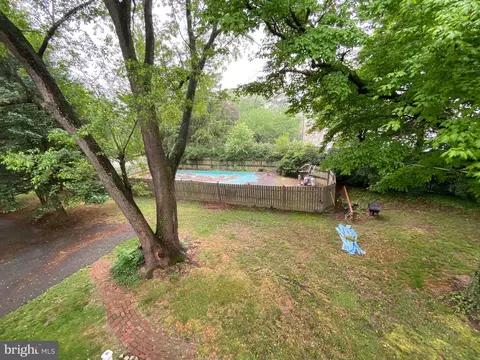Exterior - 705 Maple Pkwy, Dover, DE 19901 photo 5 of 6