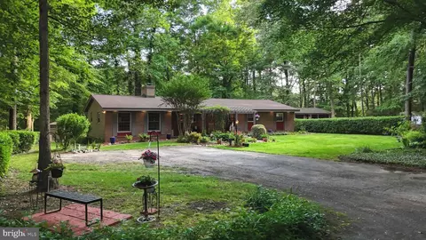 85 Lakeside Ln, Frederica, DE 19946