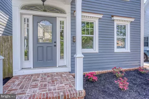 33 S Delaware St, Smyrna, DE 19977