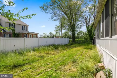 Exterior - 950 Bedford Dr, Dover, DE 19904 photo 1 of 1