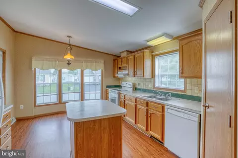 Kitchen - 224 Persimmon Cir W #224, Dover, DE 19901 photo 2 of 5