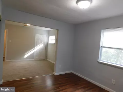 Living - 232 N Governors Blvd, Dover, DE 19901 photo 6 of 8