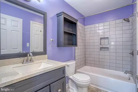 Bath - 345 Cold Spring Pl, Dover, DE 19904 photo 2 of 2