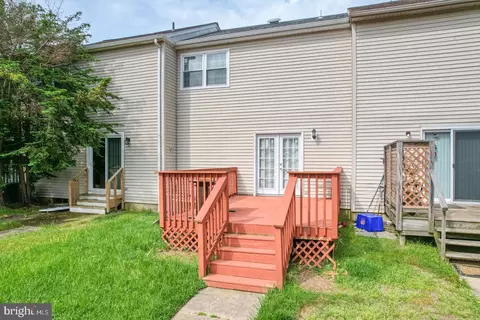 Exterior - 345 Cold Spring Pl, Dover, DE 19904 photo 4 of 4