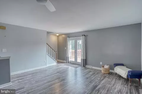 Living - 345 Cold Spring Pl, Dover, DE 19904 photo 2 of 4