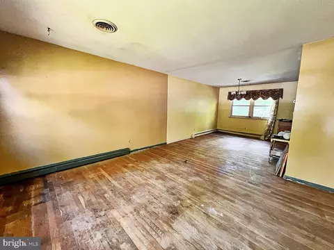 770 W Oak Dr, Dover, DE 19904 photo 3