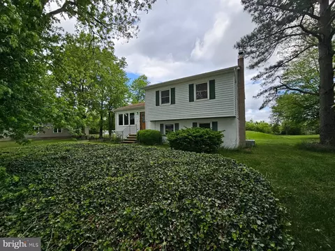 2180 Ironmine Rd, Felton, DE 19943