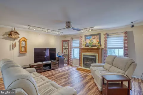 Living - 1229 Andrew Dr, Dover, DE 19904 photo 2 of 2