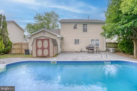 Exterior - 1229 Andrew Dr, Dover, DE 19904 photo 3 of 4