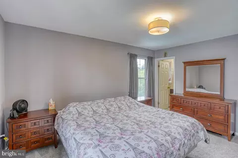 Bedroom - 1229 Andrew Dr, Dover, DE 19904 photo 3 of 5