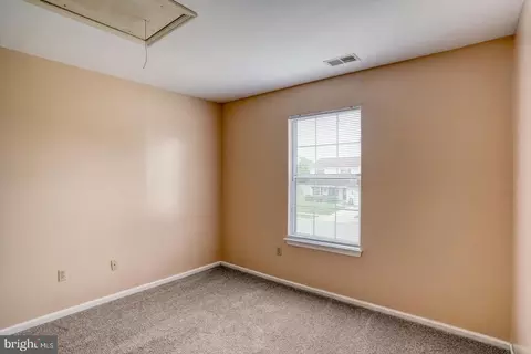 Bedroom - 1229 Andrew Dr, Dover, DE 19904 photo 4 of 5