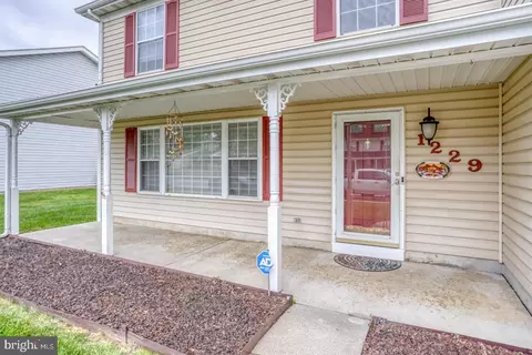 Exterior - 1229 Andrew Dr, Dover, DE 19904 photo 1 of 4