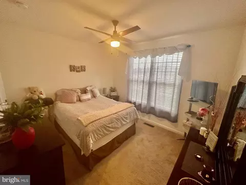Bedroom - 126 N Red Haven Ln, Dover, DE 19901 photo 1 of 7