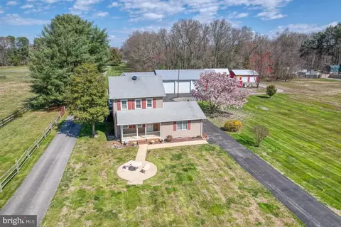 207 Walnut Shade Rd, Dover, DE 19904 photo 2