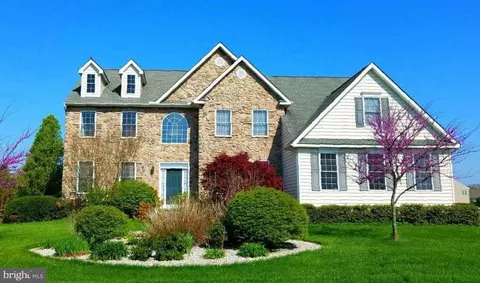 678 Hampton Hill Dr, Camden Wyoming, DE 19934