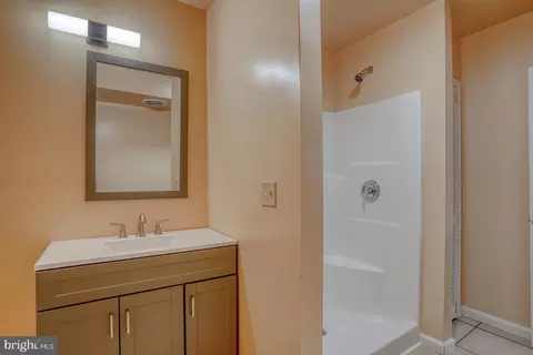 Bath - 80 Case Ridge Rd, Dover, DE 19901 photo 5 of 5