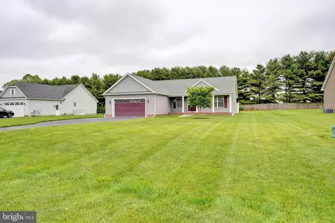 100 Greenbrook Dr, Milford, DE 19963