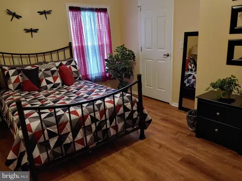 Bedroom - 808 Farrall Dr #808, Dover, DE 19901 photo 5 of 6