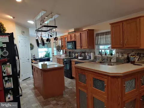 Kitchen - 808 Farrall Dr #808, Dover, DE 19901 photo 2 of 4