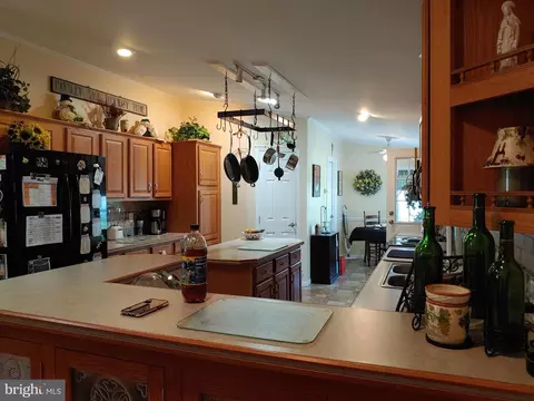Kitchen - 808 Farrall Dr #808, Dover, DE 19901 photo 3 of 4