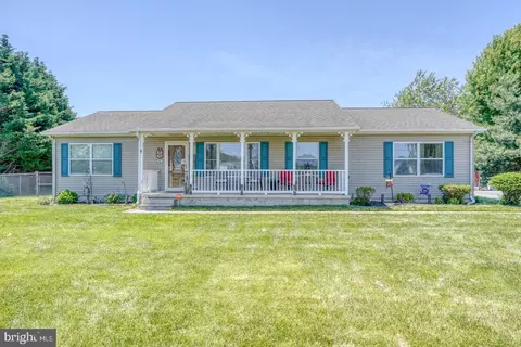 661 Blaine Dr, Felton, DE 19943
