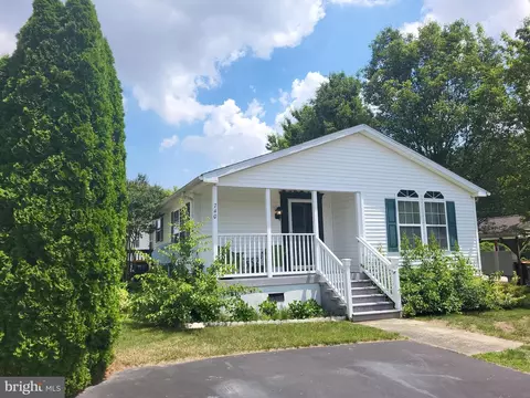 740 Vinway St #52, Smyrna, DE 19977
