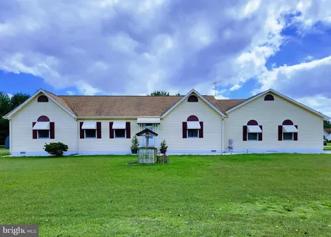 100 Lucky Ln, Harrington, DE 19952